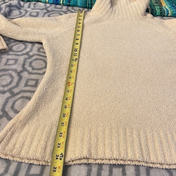 Vintage Carolyn Taylor cream sweater, turtleneck, size XL - Picture 12 of 12
